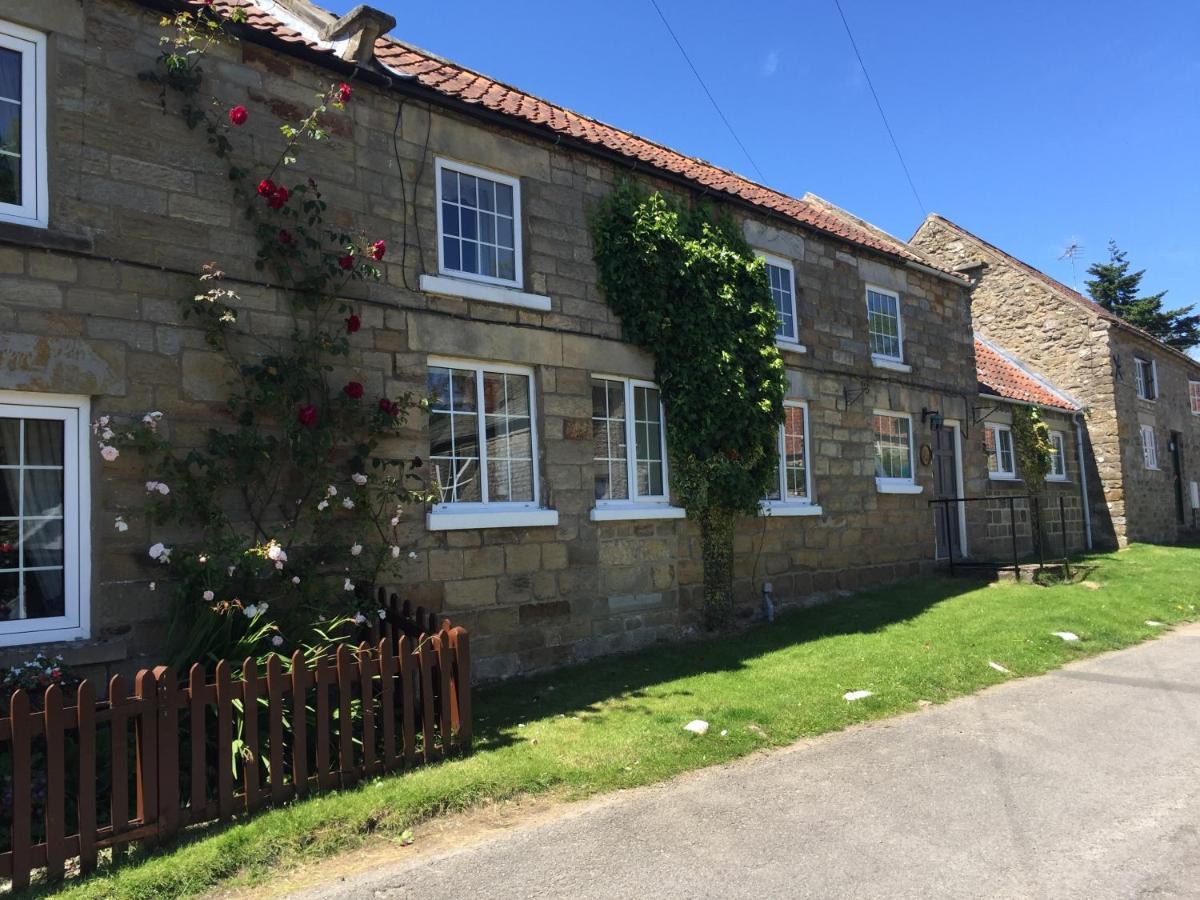 Sunnyside Cottage Hutton Le Hole Northyorkshire Exterior photo